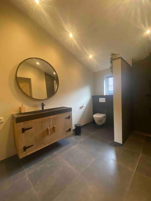 Ut-huuske Holiday home Westerbeek