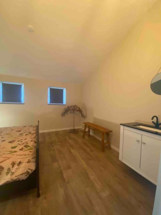 Holiday home Ut-huuske Westerbeek